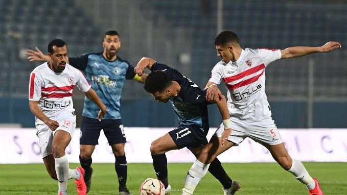 محمد الغازي يدير مباراة الزمالك وبيراميدز في الدوري والشناوي في الـ VAR