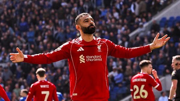 محمد صلاح يعلن وجهته القادمة وسط صراع الأندية الكبرى في أوروبا