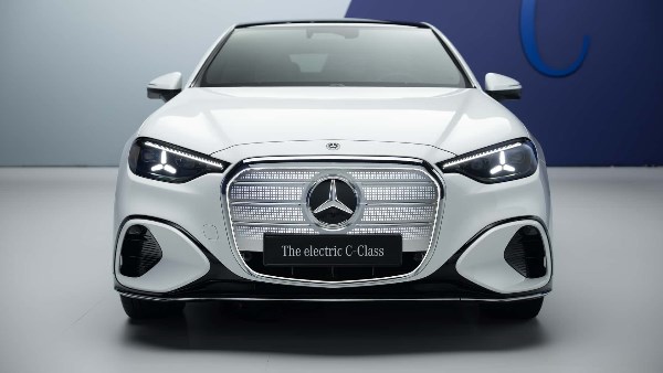 مرسيدس تطلق C-Class 2027 الجديدة بتقنيات كهربائية
