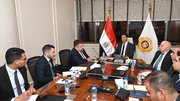 مصر تستثمر 5 مليارات دولار لتصبح مركزاً لإنتاج الأمونيا الخضراء