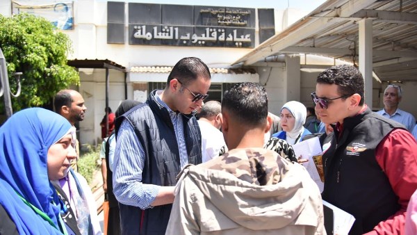 نائب وزير الصحة يقوم بجولة مفاجئة في القليوبية لمحاسبة المقصرين ودعم الملتزمين
