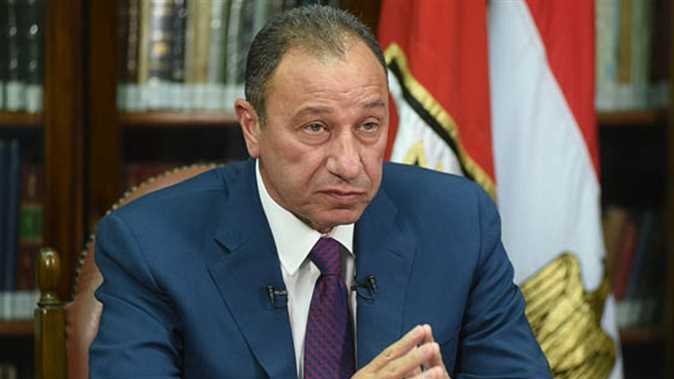 نجم الأهلي السابق يدافع عن محمود الخطيب بعبارة مؤثرة