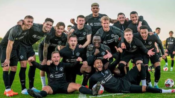 نجم ميتيلاند الدنماركي يتعرض للطعن