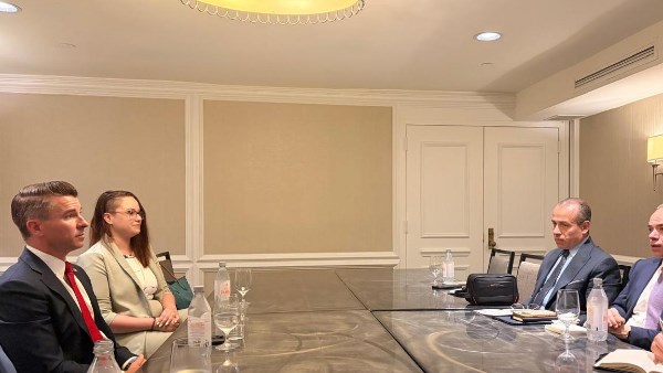 وزير الاستثمار يناقش تصدير العقار المصري مع الوسطاء في فيرجينيا