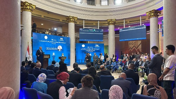 وزير التعليم يطلق برنامجًا لدمج الثقافة المالية وريادة الأعمال في المناهج