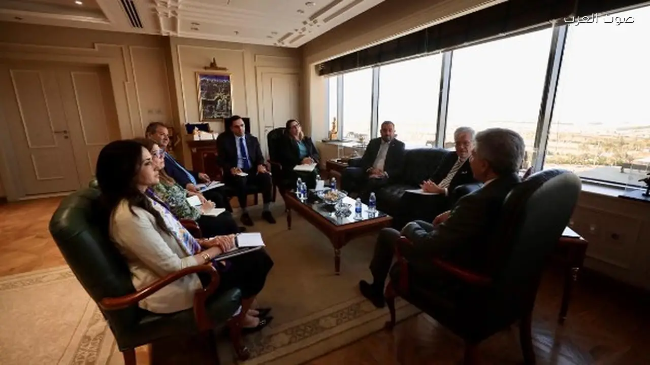 وزير السياحة يبحث مع السفير الأمريكي تعزيز التعاون السياحي