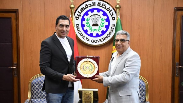 وزير الشباب ومحافظ الدقهلية يبحثان تعزيز الاستثمار الرياضي