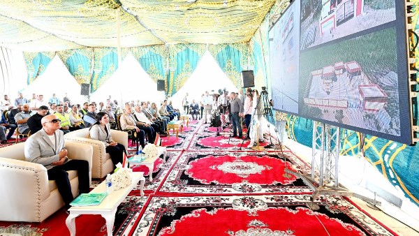 وزيرة الإسكان ومحافظ الأقصر يراجعان خدمات مياه الشرب والصرف الصحي