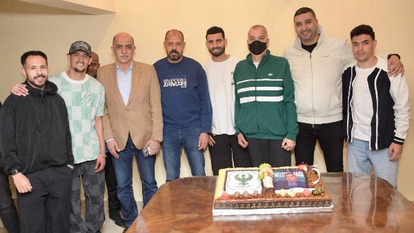 وفد مصري يلتقي ياسر يحيى بعد عودته من العلاج