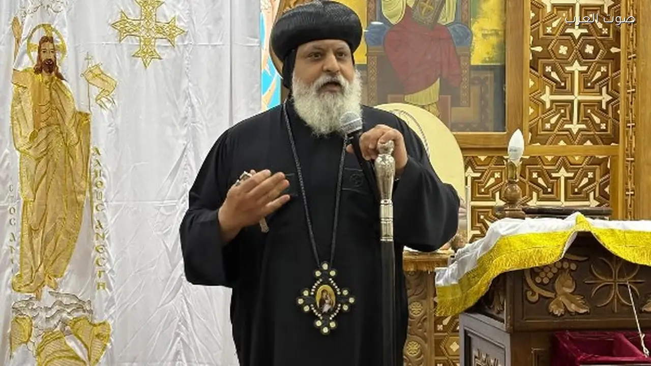 الأنبا ميخائيل يشارك شباب أبي سيفين في يومهم الروحي