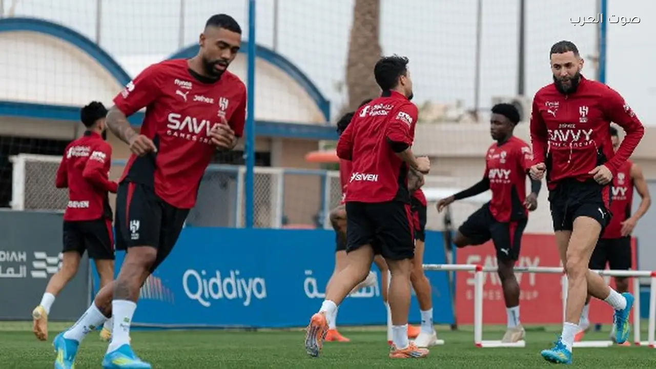 الهلال يسعى للصدارة في الدوري السعودي قبل مواجهة الخليج