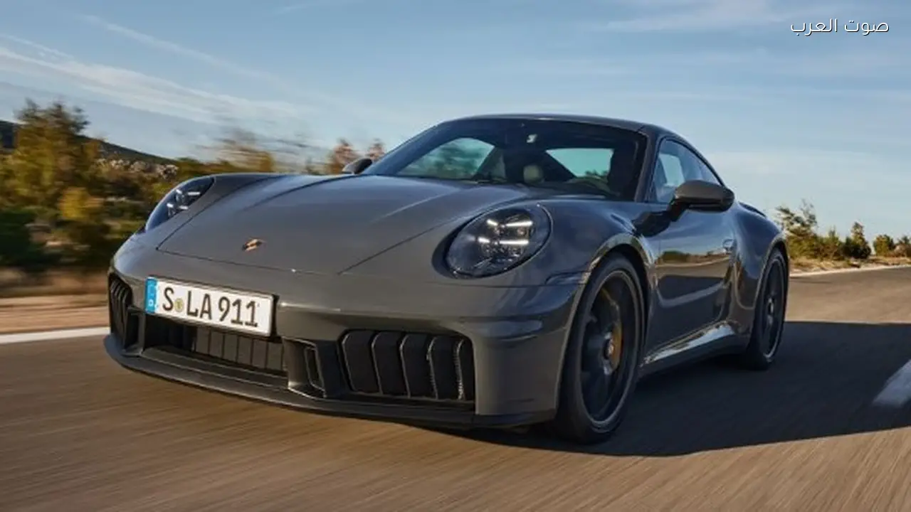 بورشه 911 Spirit 70 تتألق بتجهيزات متقدمة للأداء