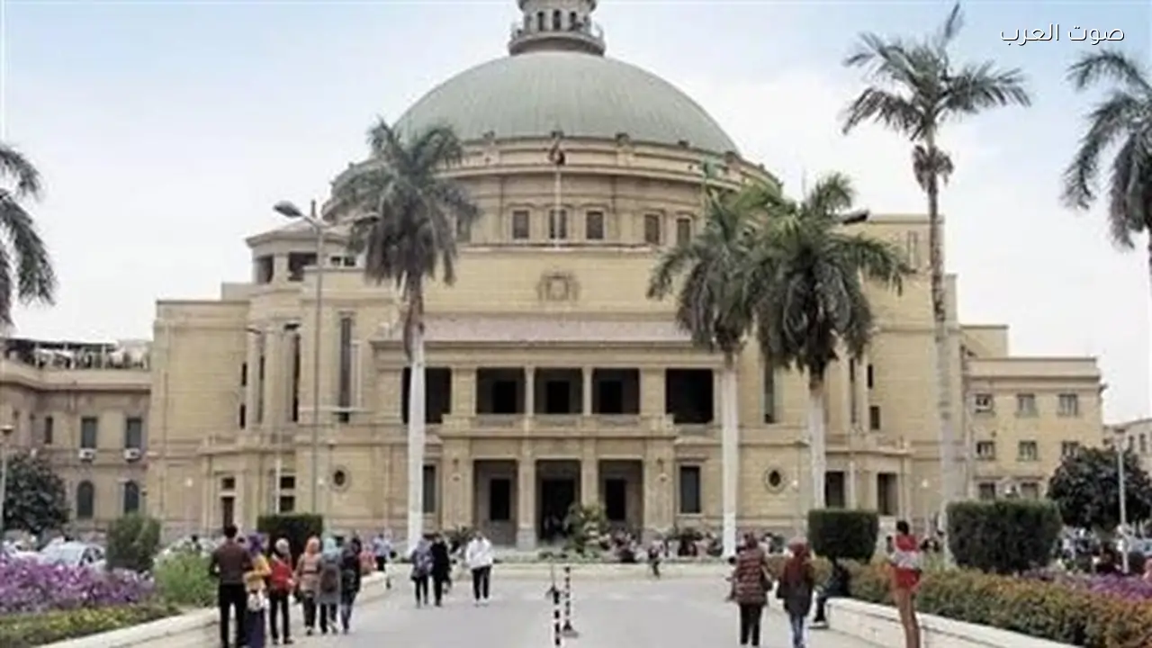 جامعة القاهرة تكرم عالمها لنجاحه في منظمة الصحة العالمية