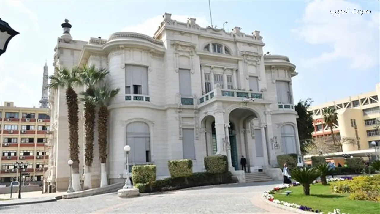 جامعة عين شمس تطلق مؤتمرًا لتطوير التعليم التجاري بالشراكة مع قطاع الأعمال