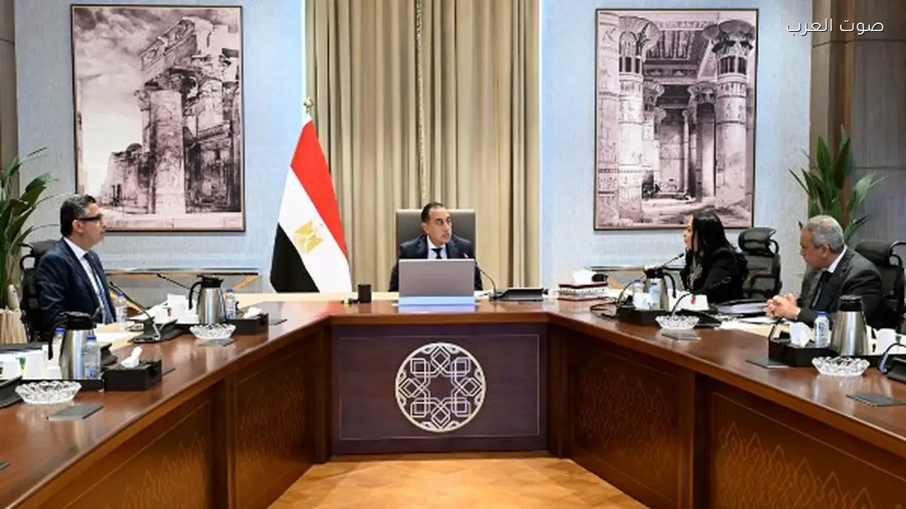 رئيس الوزراء يتابع تطوير منظومات الدعم الاجتماعي في مصر
