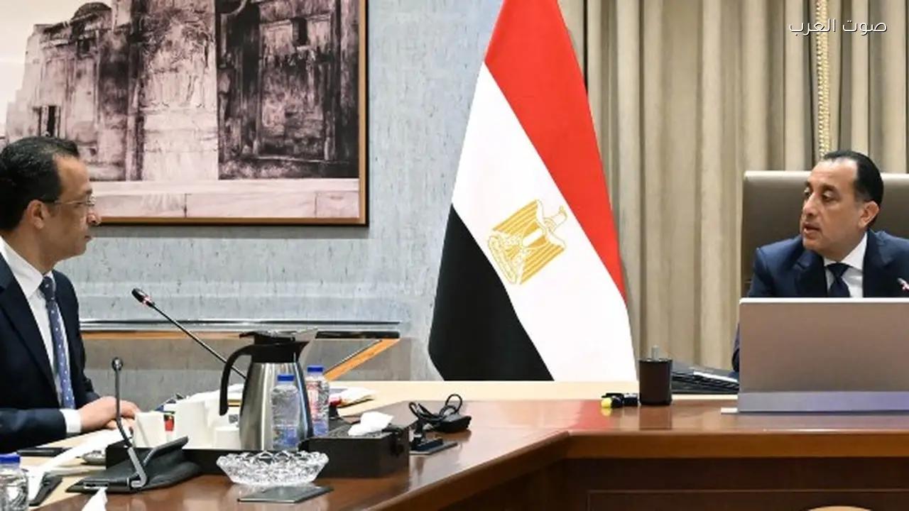 رئيس الوزراء يراقب تقدم مبادرة “الرواد الرقميون”