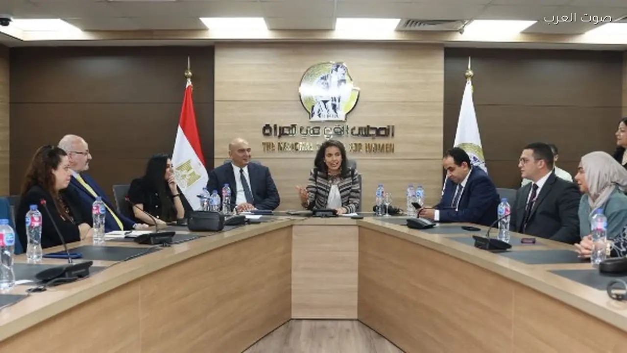 مائدة مستديرة لمجلس قومي لمناقشة الانتهاكات الرقمية ضد المرأة