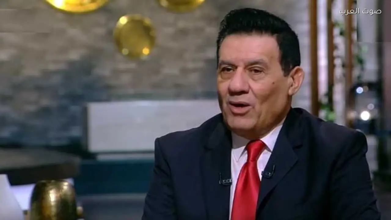 مدحت شلبي يوضح تفاصيل مكالمته مع طاهر أبو زيد وينفي انتقاداته للأهلي