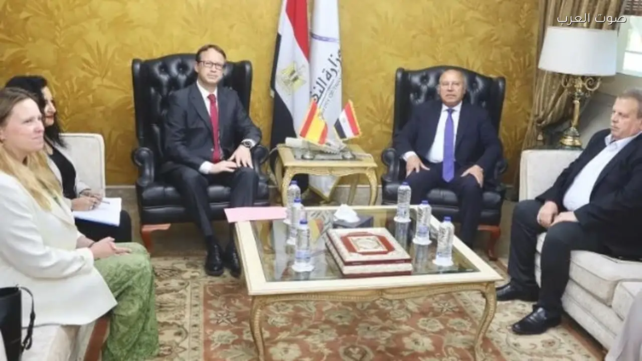 مصر وإسبانيا تناقشان تعزيز التعاون في النقل