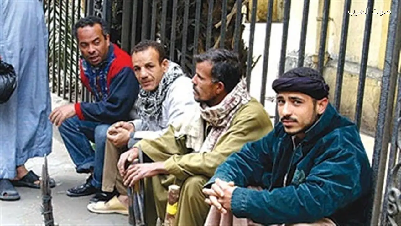 منحة العمالة غير المنتظمة 4500 جنيه عبر الإنترنت وتأثيرها على الموازنة
