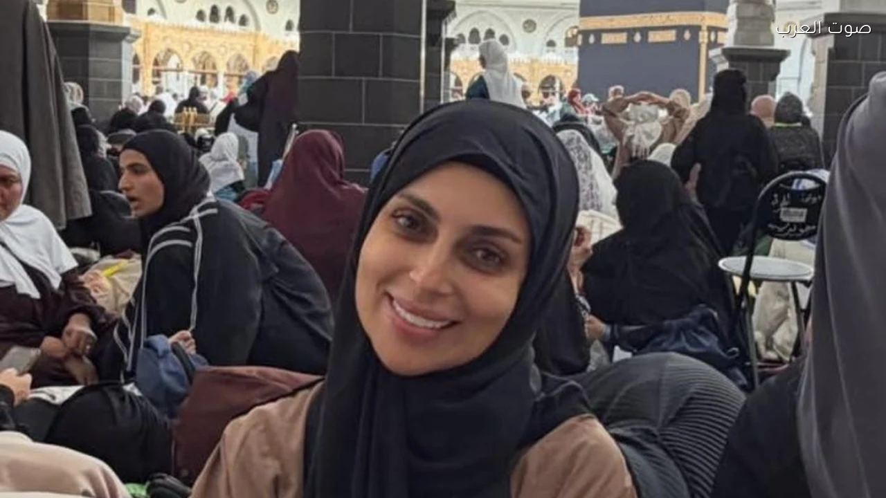 إسراء عبد الفتاح تشارك جمهورها صوراً من داخل الحرم المكي