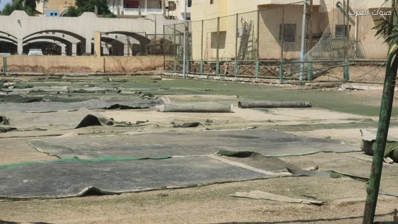 أهالي البعيرات بالأقصر يطالبون بإنقاذ ملعب مركز الشباب من التدهور