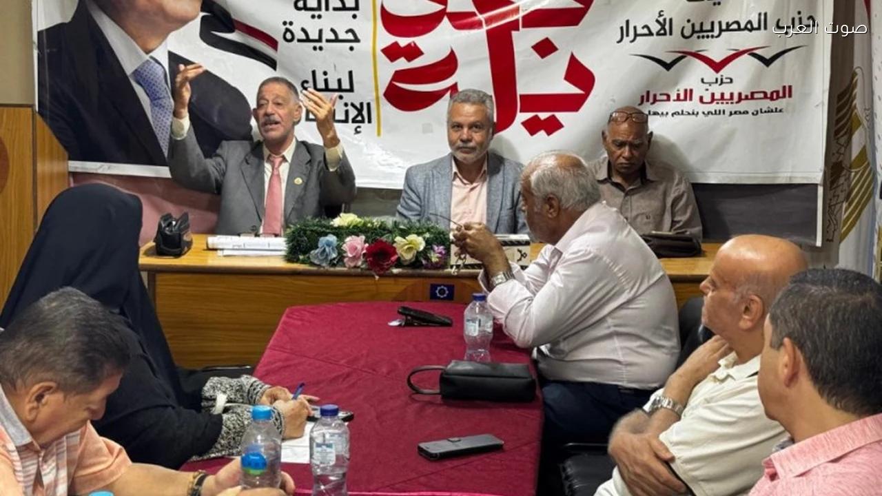 المصريين الأحرار بالسويس يحتفل بذكرى نصر أكتوبر ويكرم المشاركين