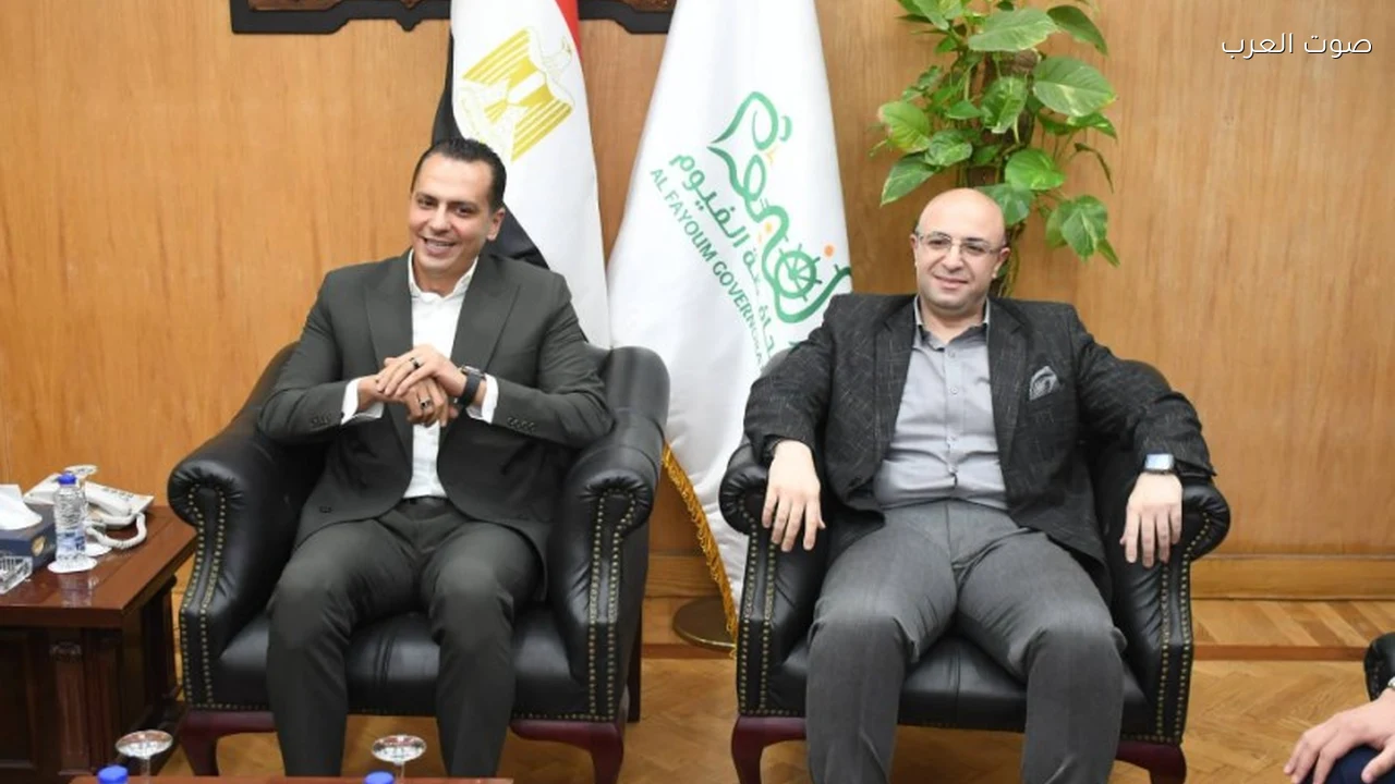أحمد عبد الجواد من الفيوم هنفضل إيد واحدة وخلف الرئيس السيسي