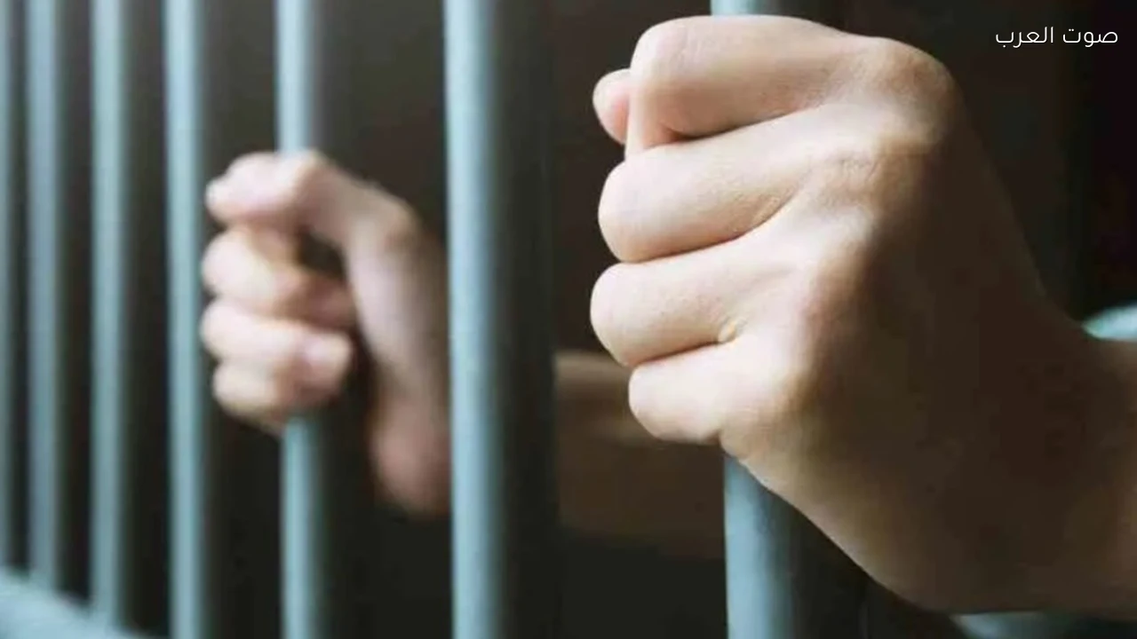 حبس عاطل 4 أيام لاتهامه بحيازة حشيش في الدقي