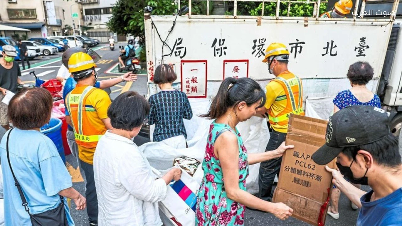 لماذا يخرج سكان تايوان بأكياس النفايات إلى الشارع عند سماع موسيقى شاحنات القمامة
