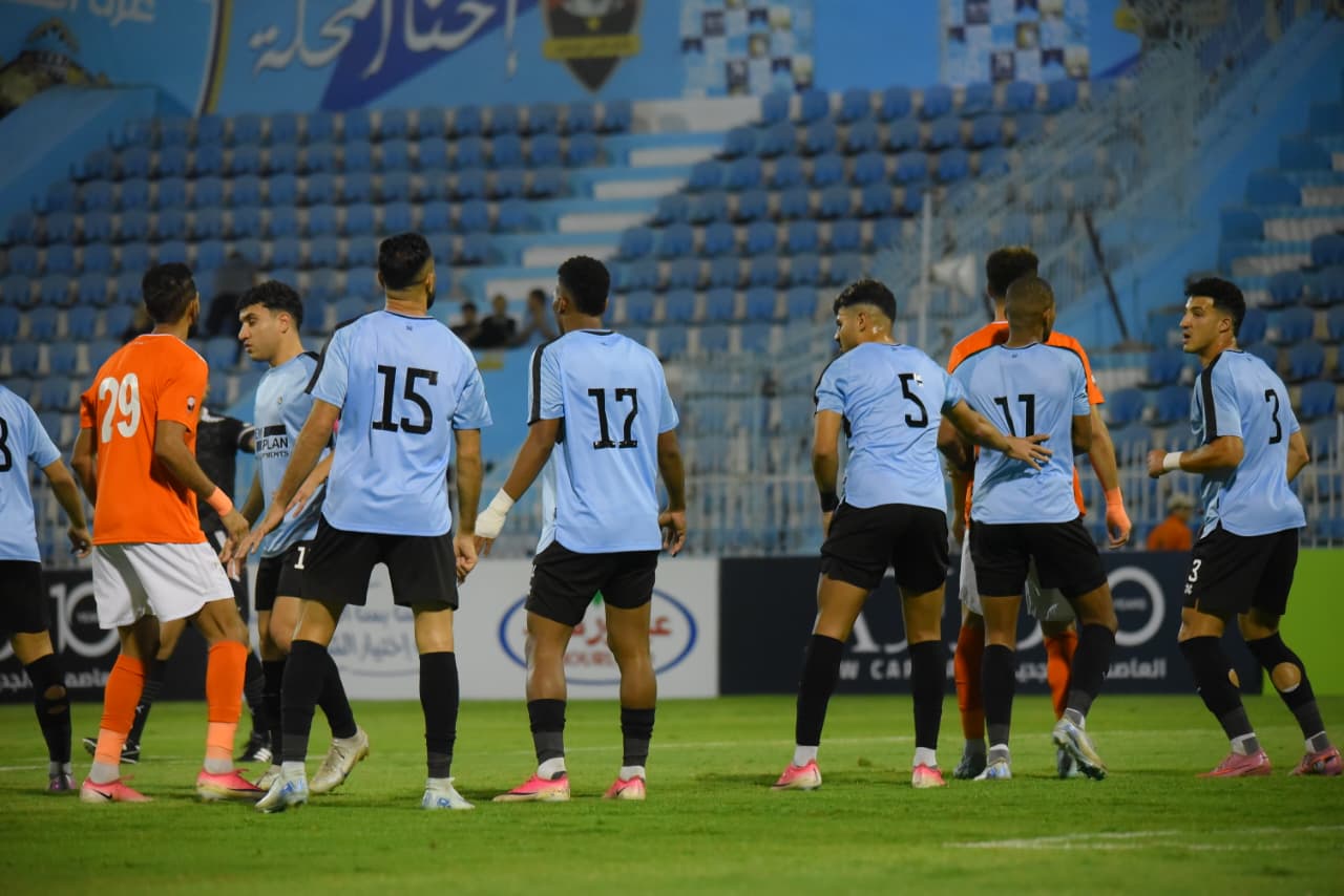 غزل المحلة وأبو قير للأسمدة (12) غزل المحلة وأبو قير للأسمدة (12)