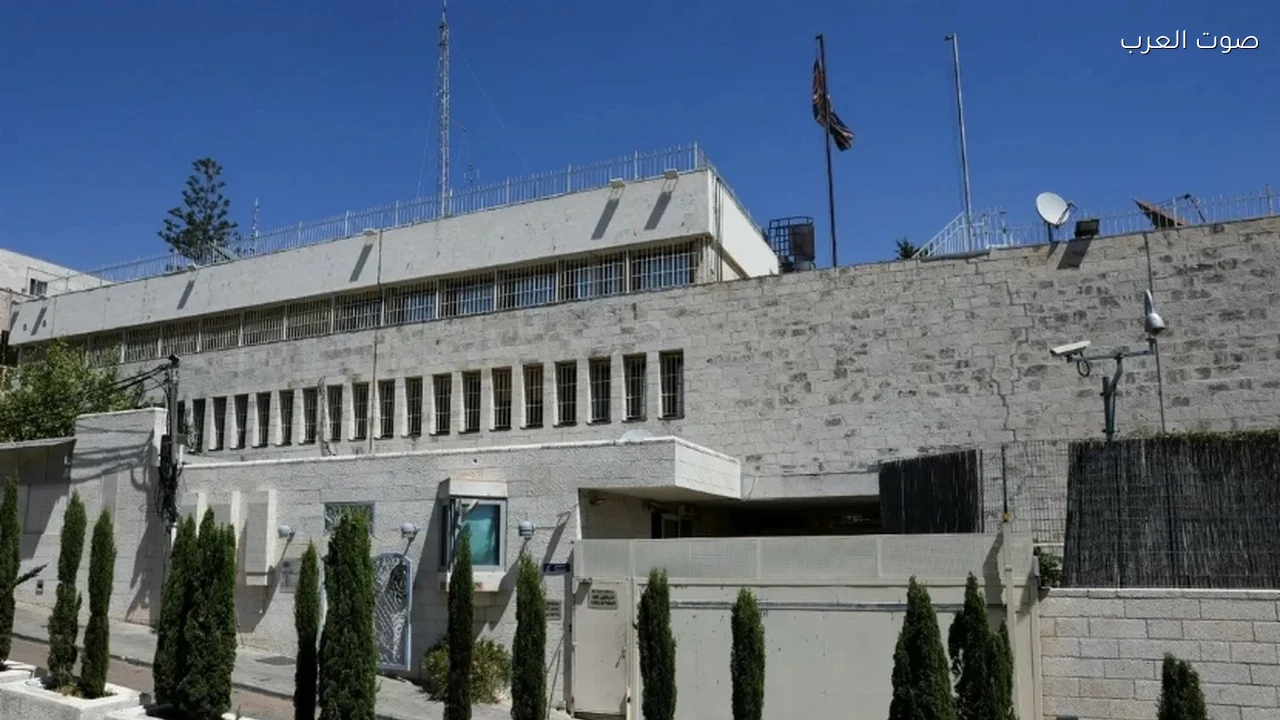 بريطانيا تبقي حضورها الدبلوماسي في القدس باسم جديد رغم قرار إسرائيلي بالإغلاق