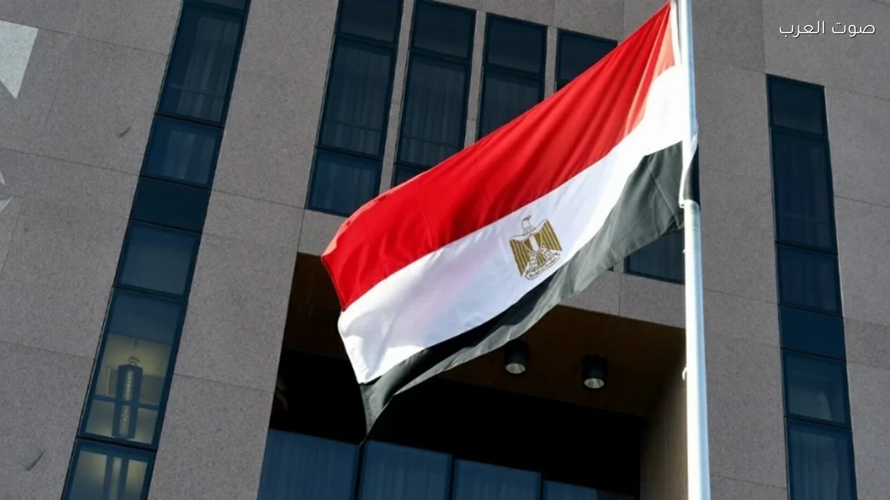 مصر تدين استهداف مطار الملك خالد وطائرة للخطوط السعودية وتصفه بانتهاك للقانون الدولي