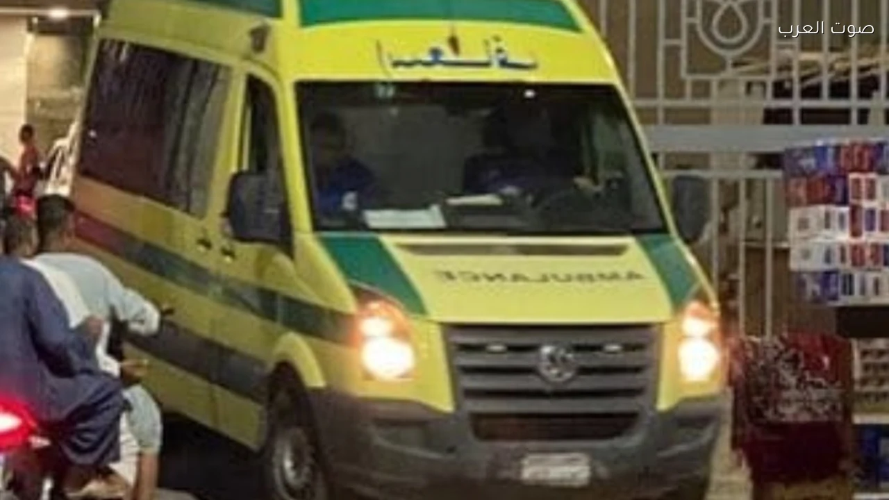مصرع وإصابة 4 في تصادم دراجتين ناريتين بالأقصر