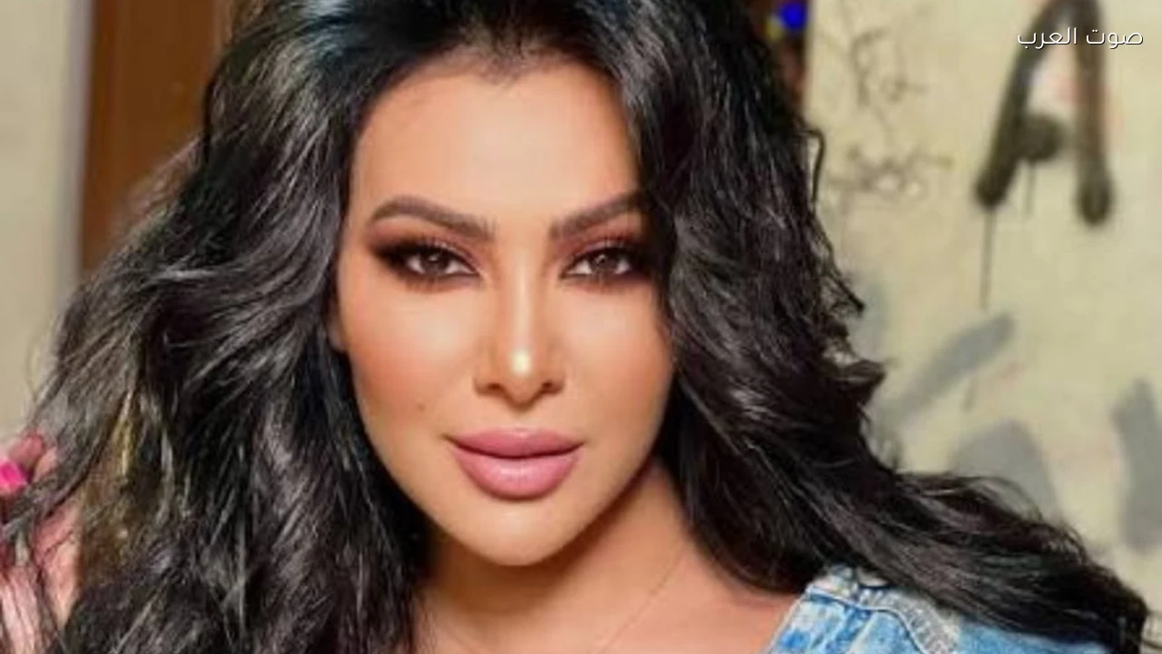 ميرهان حسين تحتفل بعيد ميلادها الـ44 بعد مشوار بدأ من ستار أكاديمي