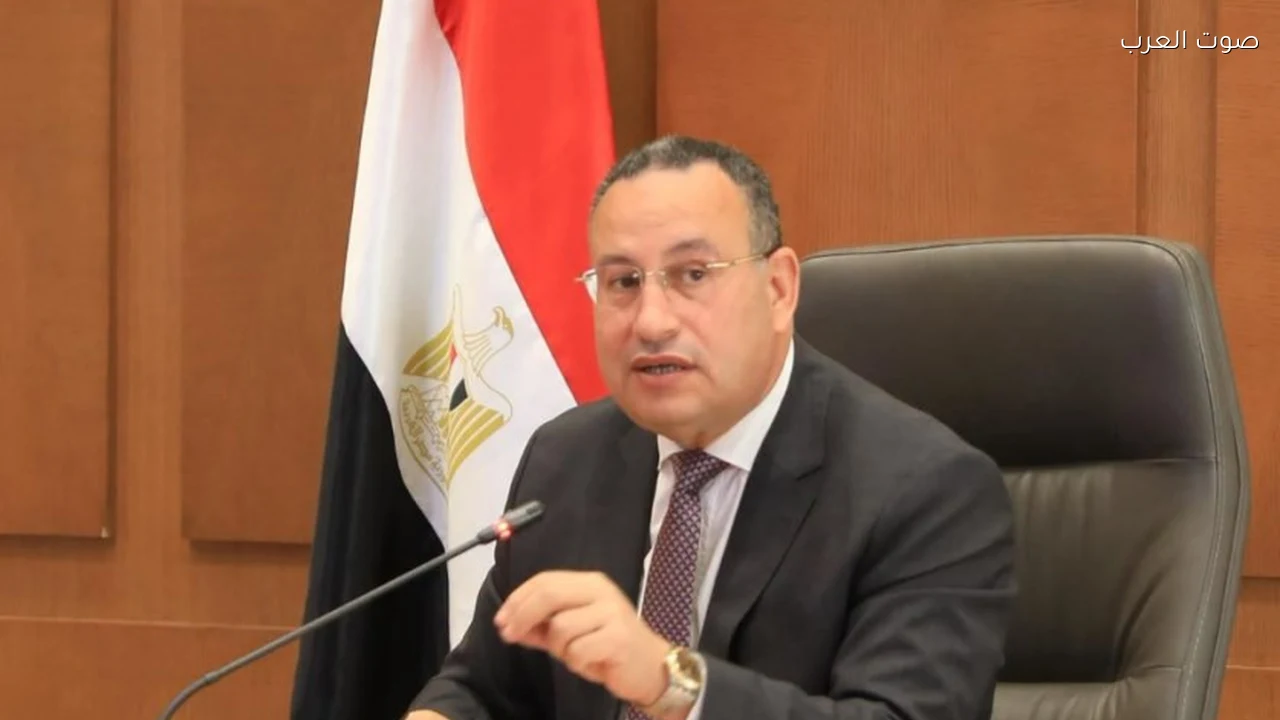 وزير التعليم العالي يتابع الحالة الصحية للطلاب المصابين في حادث بني سويف