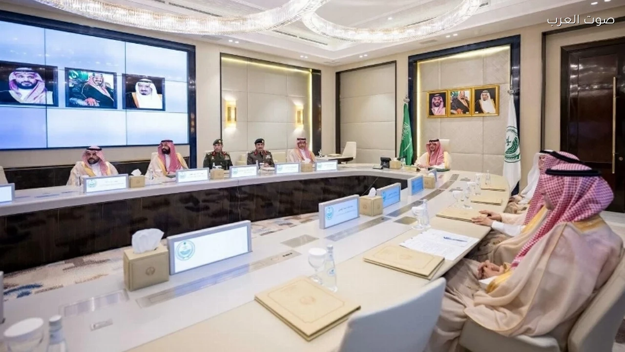 وزيرا الداخلية السعودي والبحريني يرأسان الاجتماع الخامس للجنة التنسيق الأمني